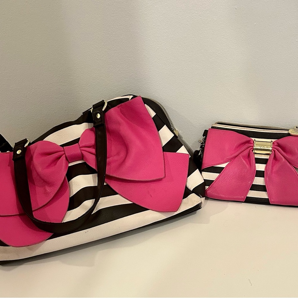 Betsy Johnson bow purse & wristlet